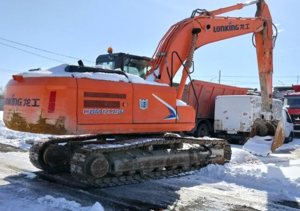 LONKING CDM6225N Экскаватор — Б/У, 2023 г.