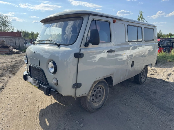 UAZ 7 мест 2.7 5MT — Б/У, 2025 г.