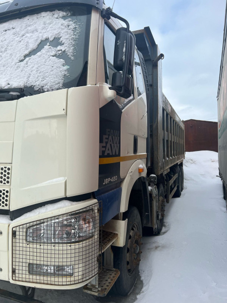 FAW J6 8x4 Самосвал СА3310Р66K24T4E5 — Б/У, 2022 г.
