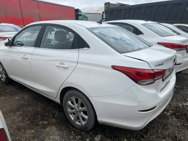 CHANGAN DLX 1.5 5DCT (I поколение) — Б/У, 2023 г.