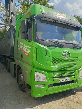 FAW JH6 6x4 Седельный тягач CA4250P25K15T1NE5A80 — Б/У, 2023 г.