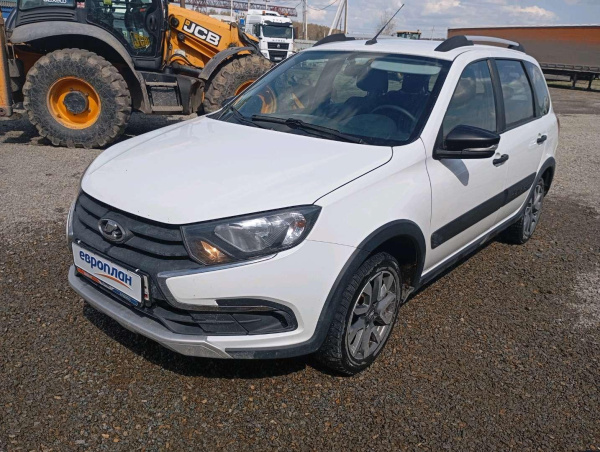 Lada Granta Cross — Б/У, 2023 г. (Екатеринбург, 136206 км)