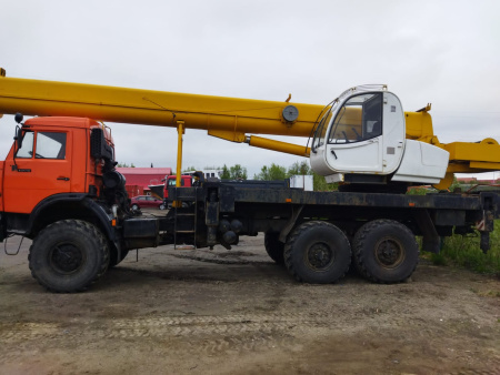 ИМЗ Автокран КС-45717К на шасси КамАЗ 43118 6x6 Автокран КС-45717К-3Р — Б/У, 2017 г.