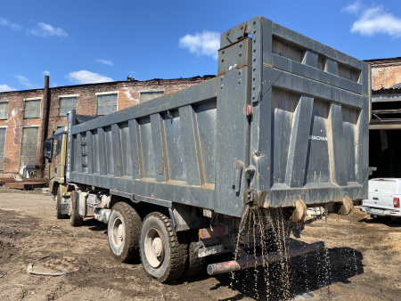 Shacman (Shaanxi) SX 8x4 Самосвал SX33186V366 — Б/У, 2023 г.
