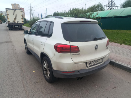 Volkswagen TIGUAN 2.0 TSI AT Sport — Б/У, 2015 г.