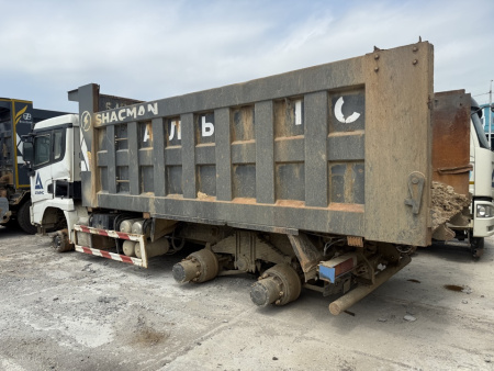 Shacman (Shaanxi) SX 6x4 Самосвал SX32586T384 — Б/У, 2022 г.