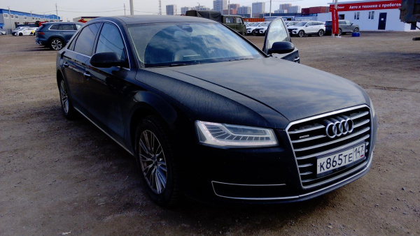 Audi A8 L — Б/У, 2015 г. (Санкт-Петербург, 349900 км)