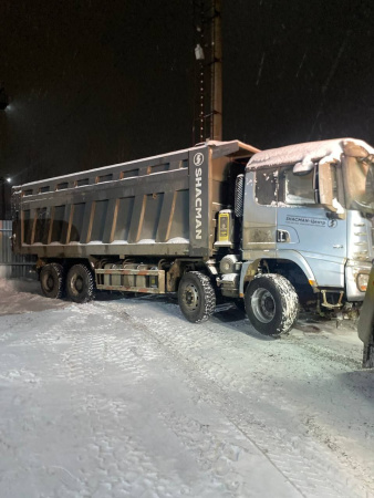 Shacman (Shaanxi) SX 8x4 Самосвал SX331863366 — Б/У, 2024 г.