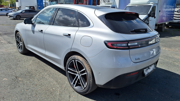 AITO Ultimate 4WD (I Поколение) — Б/У, 2023 г.