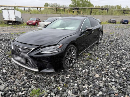 LEXUS Luxury 2 — Б/У, 2018 г.
