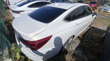 Hongqi Comfortable 1.8T — Б/У, 2022 г.