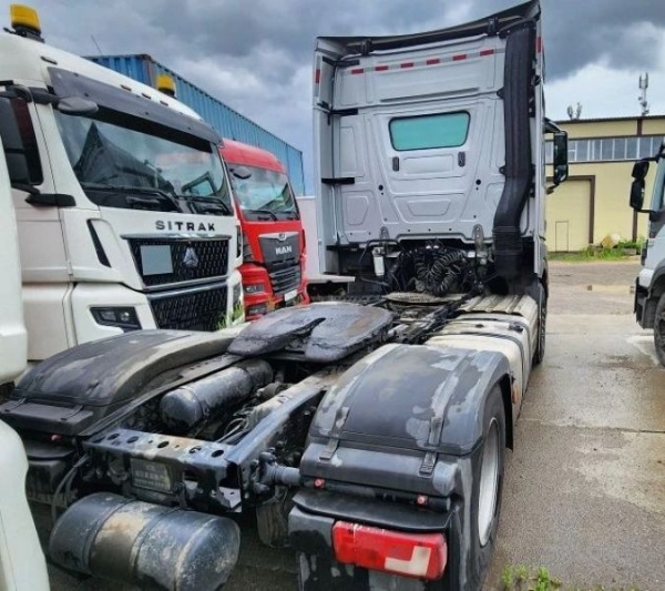 MERCEDES-BENZ Actros 1848LS 4x2 Седельный тягач — Б/У, 2023 г.