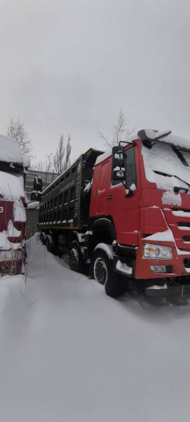 Howo ZZ 8x4 Самосвал ZZ3407S3867E — Б/У, 2022 г.