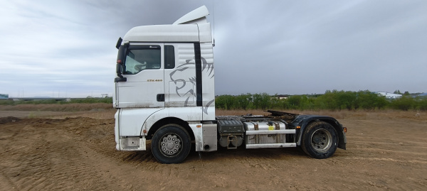 SITRAK C7H 4x2 Седельный тягач ZZ4186V391HE — Б/У, 2023 г.